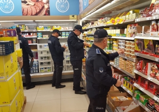 ZABITA EKİPLERİ TARAFINDAN ESNAF DENETİMLERİ GERÇEKLEŞTİRİLDİ