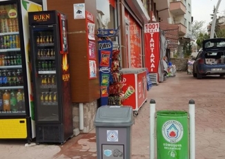MASKE VE ELDİVEN ATIKLARI TOPLAMA EKİPMANLARI İLÇE GENELİNE YERLEŞTİRİLDİ