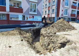 302 SOKAKTA KANALİZASYON SORUNU ÇÖZÜLDÜ