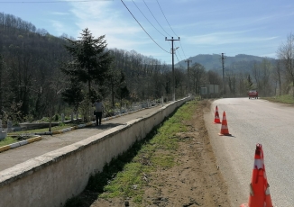 MERKEZ KABRİSTANLIĞINDA BETON DUVAR YAPIMI BAŞLADI