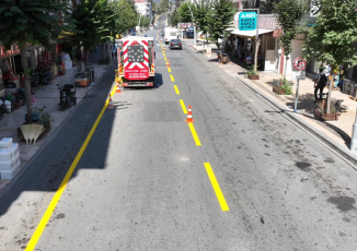 İLÇE MERKEZİNDE YOL ŞERİT ÇİZGİLERİ YENİLENDİ